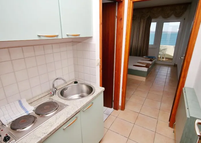 Appartement By The Sea Rtina - Miletici, Zadar - 3752 Ražanac
